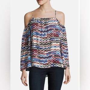 Vince Camuto Plus SZ multicolor Chevron Cold Shoulder blouse 1X like new